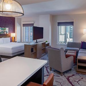 King Studio Suite Kitchen Sofa Bed City View